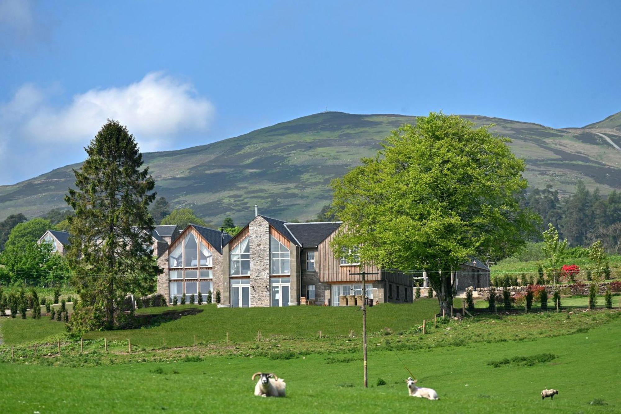 Milton Farm Villa Buchanty Buitenkant foto